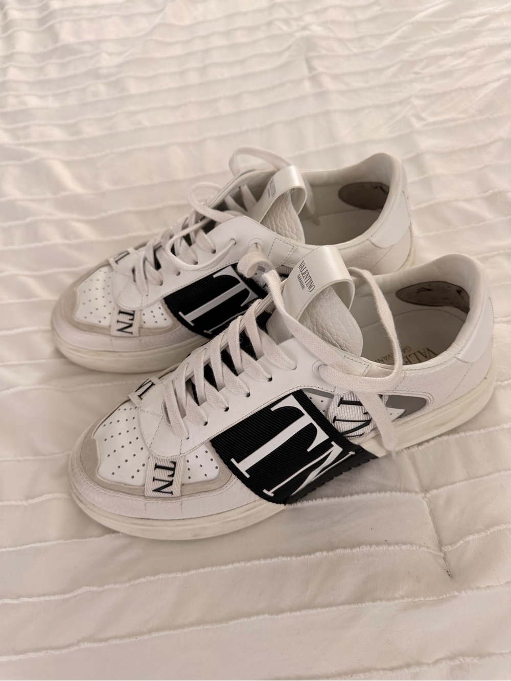 Valentino Garavani VL7N Leather Sneakers White Black EU 40 Authentic